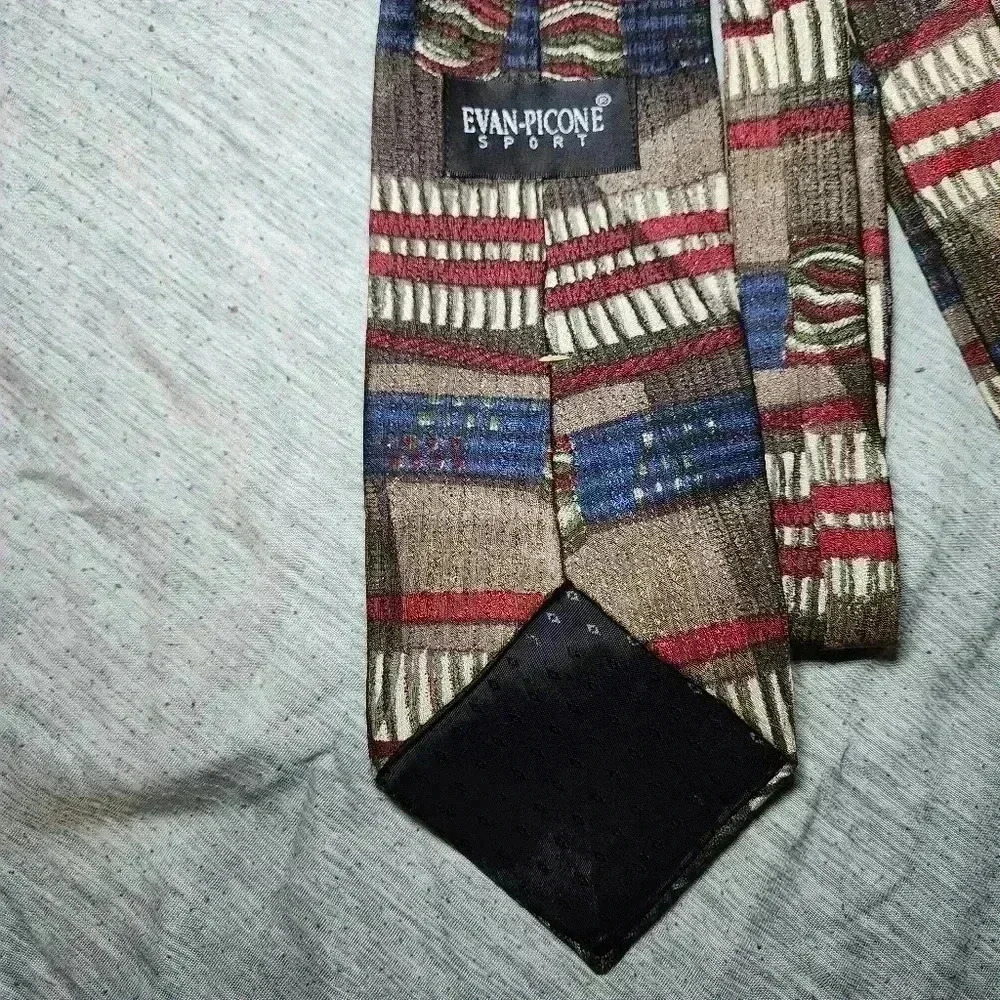 Vintage‎ Evan Picone Sport Abstract Tie 100% Silk Tan Blue Maroon - Picture 2 of 6